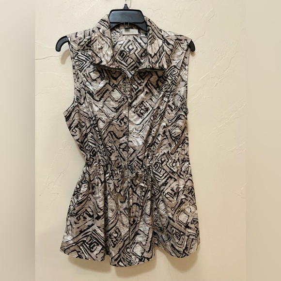 Weekends By Chico’s~Neutral Abstract~Sleeveless~Lightweight~Zip-Up~Jacket~Size 2 - Picture 1 of 16